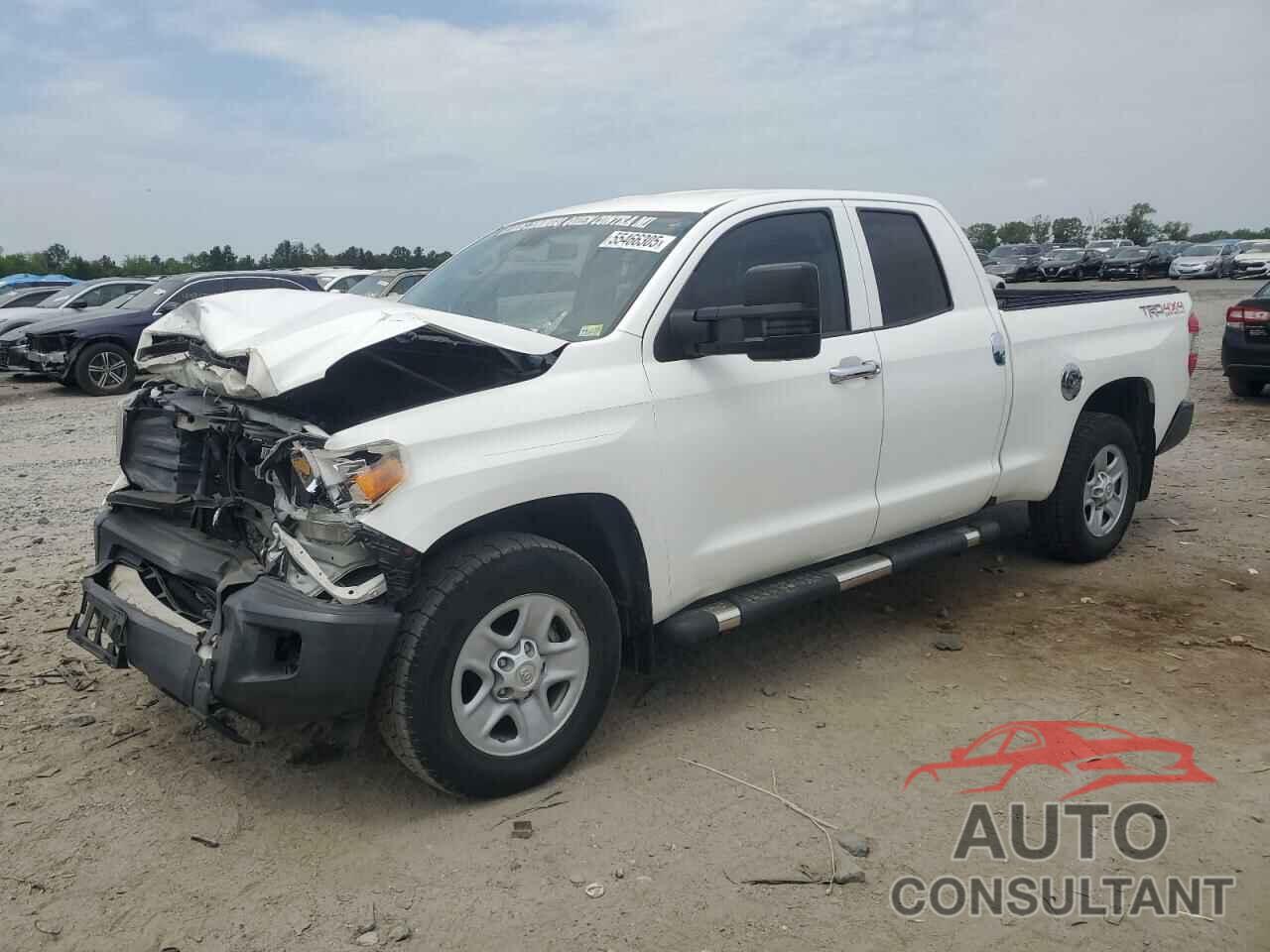 TOYOTA TUNDRA 2019 - 5TFRM5F17KX142574