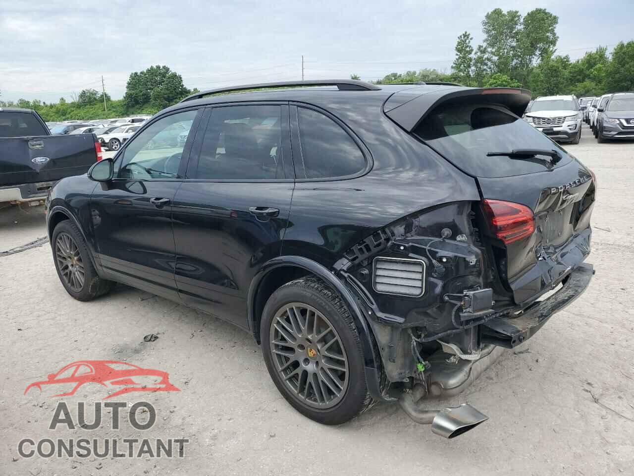 PORSCHE CAYENNE 2017 - WP1AA2A27HKA84023