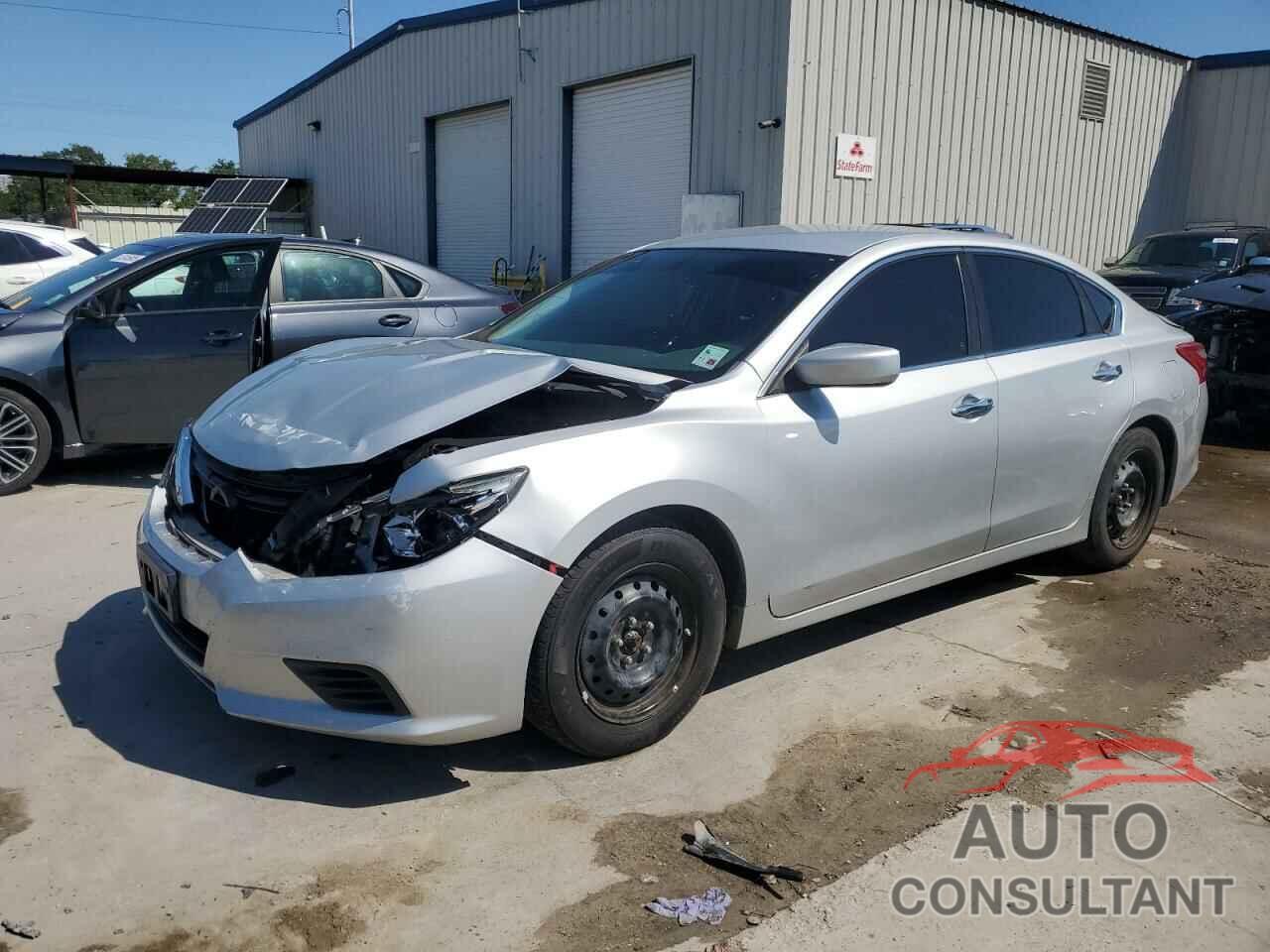 NISSAN ALTIMA 2018 - 1N4AL3AP4JC149641
