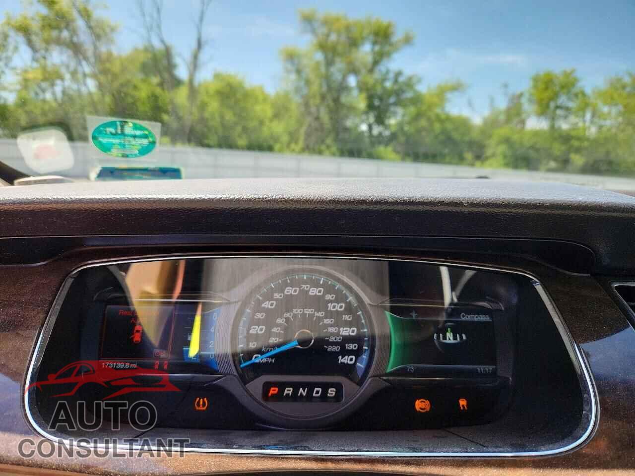 FORD TAURUS 2013 - 1FAHP2F82DG106315