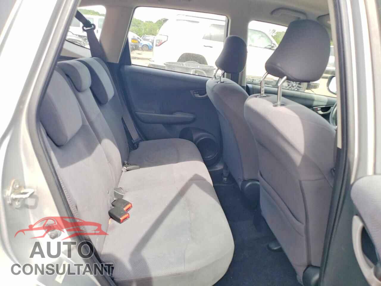 HONDA FIT 2012 - JHMGE8H31CC005299