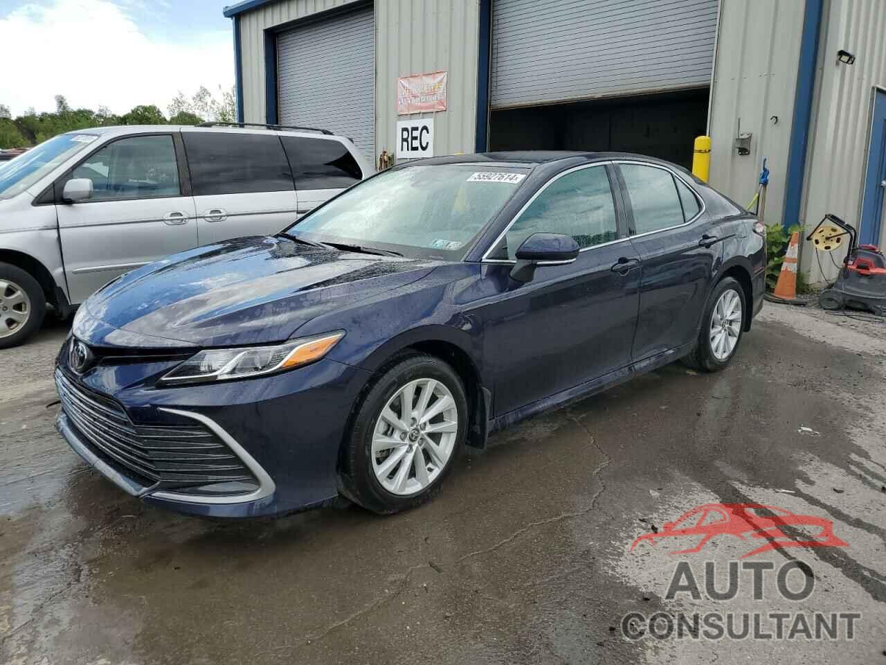 TOYOTA CAMRY 2021 - 4T1C11BKXMU028509