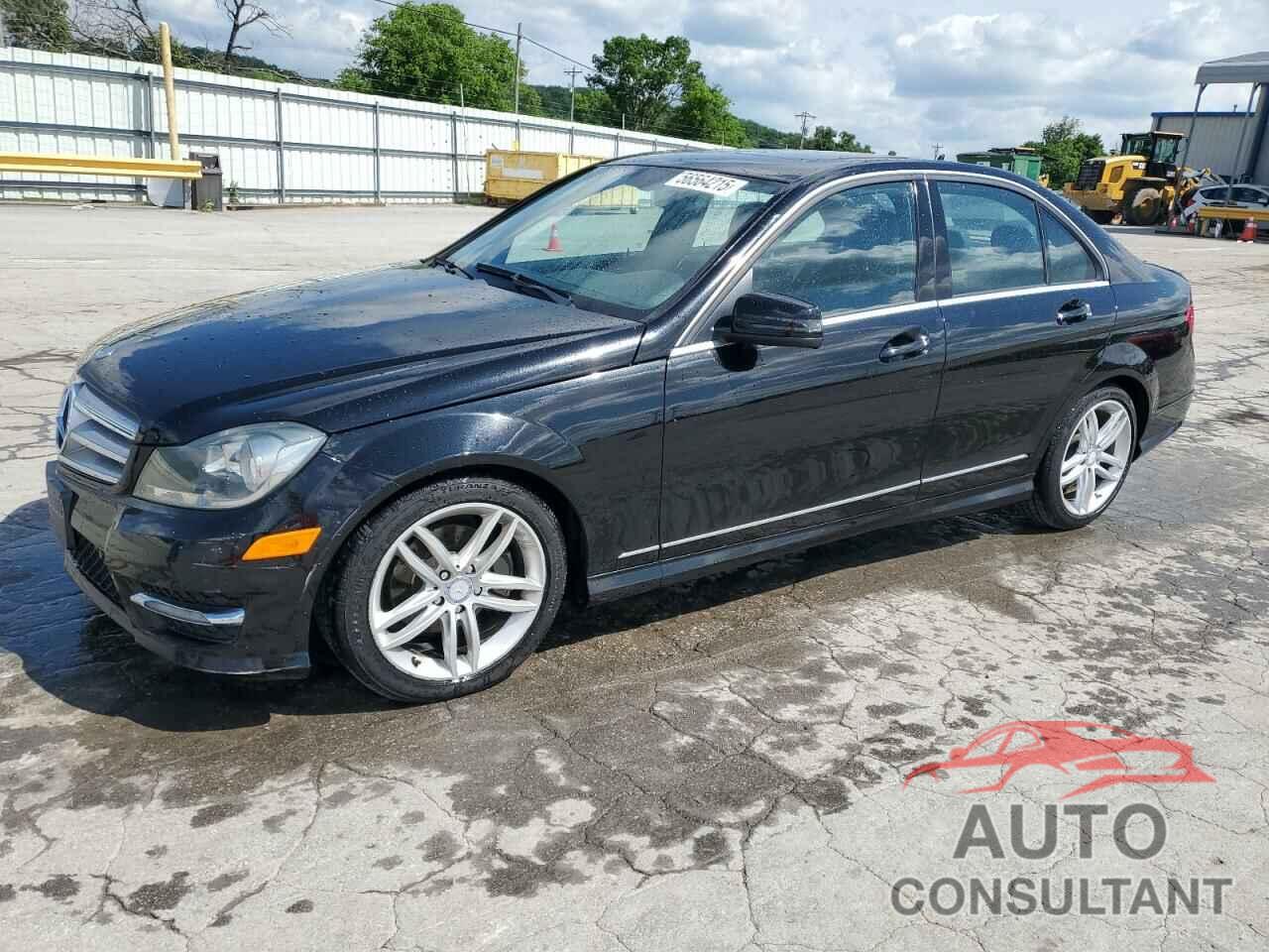 MERCEDES-BENZ C-CLASS 2012 - WDDGF8BB1CR207366