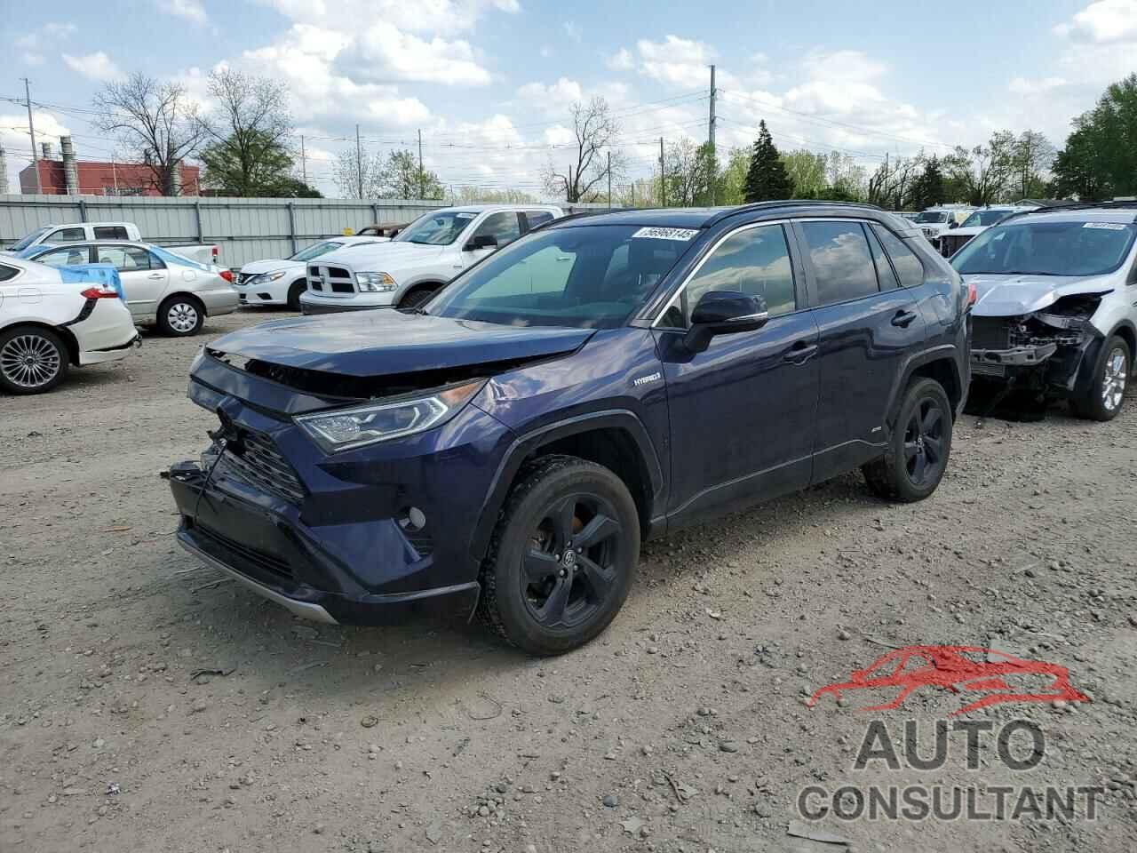 TOYOTA RAV4 2019 - JTMEWRFV8KJ015824
