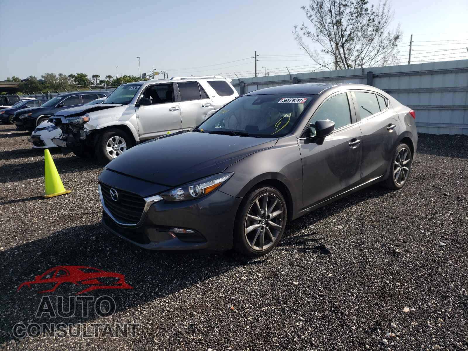 MAZDA 3 2018 - 3MZBN1V3XJM163771