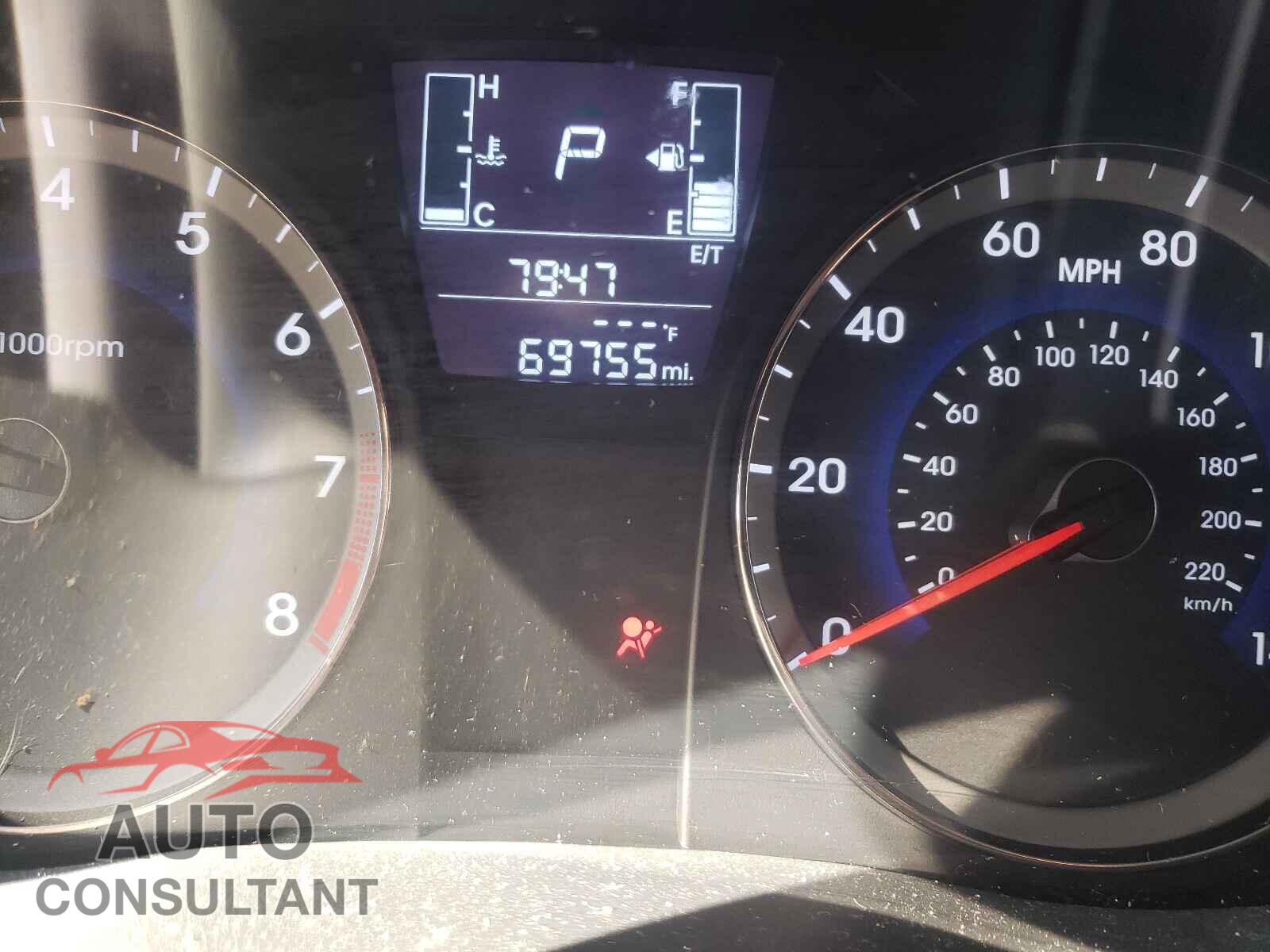 HYUNDAI ACCENT 2017 - KMHCT4AE2HU292014