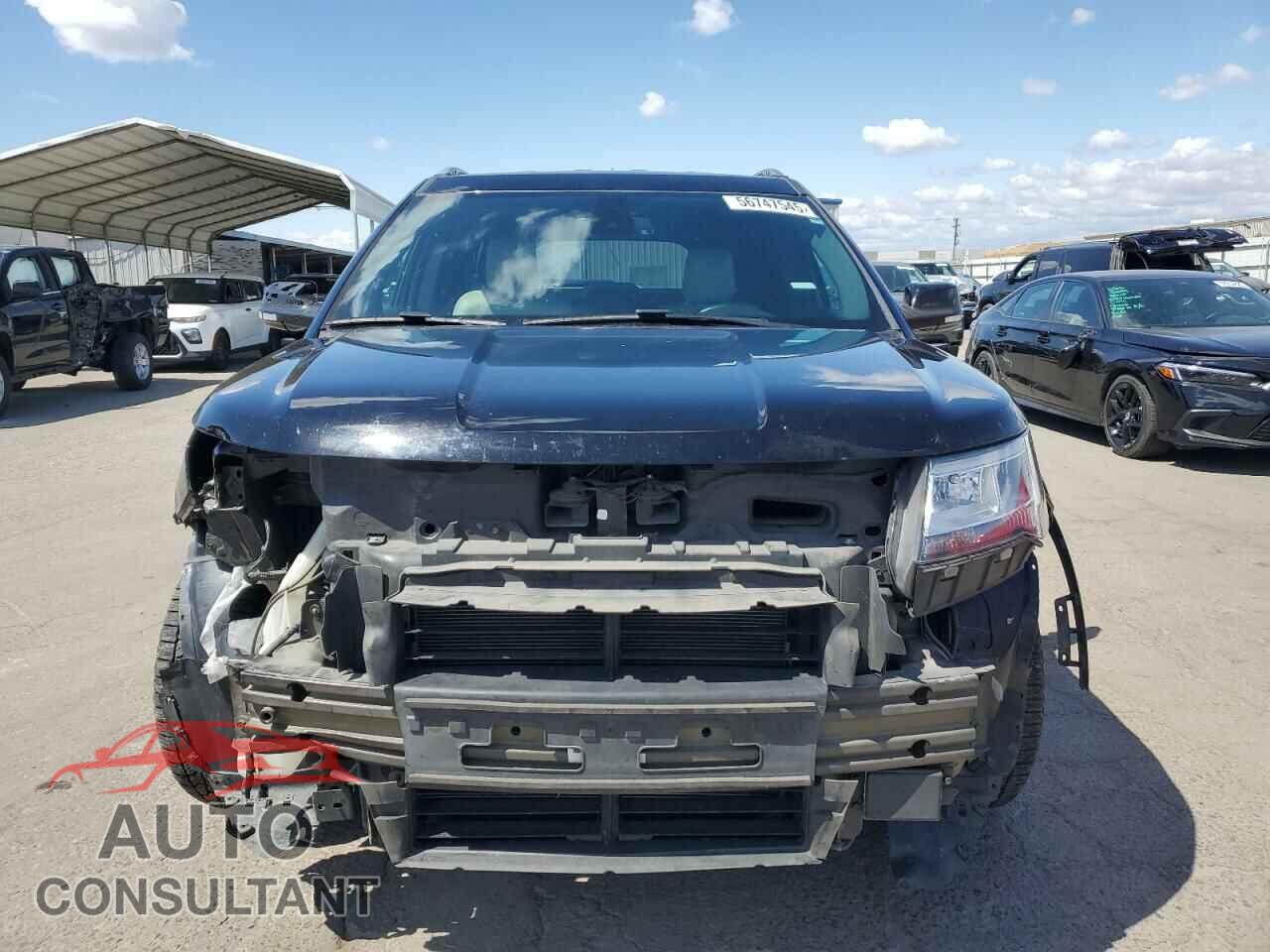 FORD EXPLORER 2018 - 1FM5K7D87JGB60129