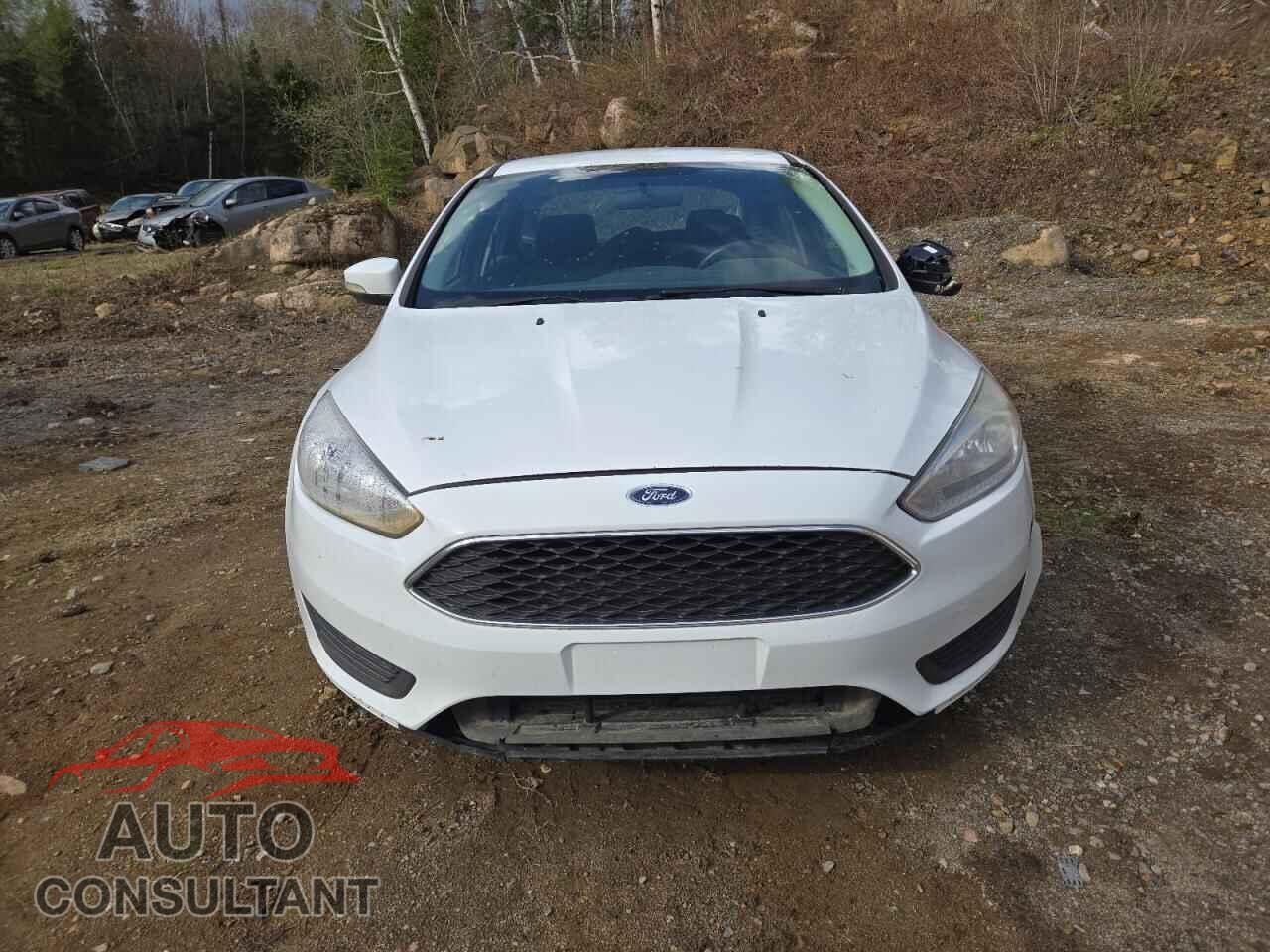 FORD FOCUS 2016 - 1FADP3F21GL231754