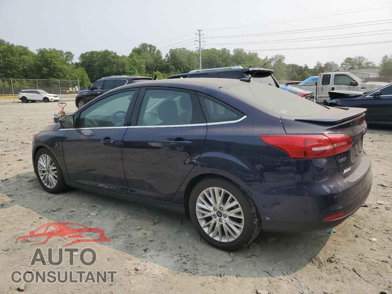 FORD FOCUS 2017 - 1FADP3J23GL288027