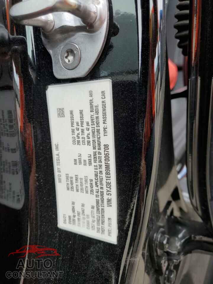 TESLA MODEL 3 2021 - 5YJ3E1EB9MF006708