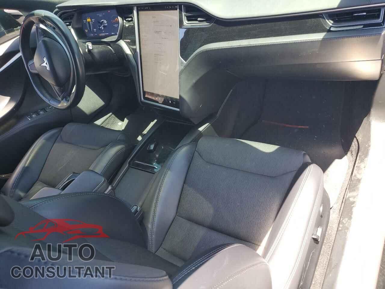 TESLA MODEL S 2018 - 5YJSA1E22JF281629