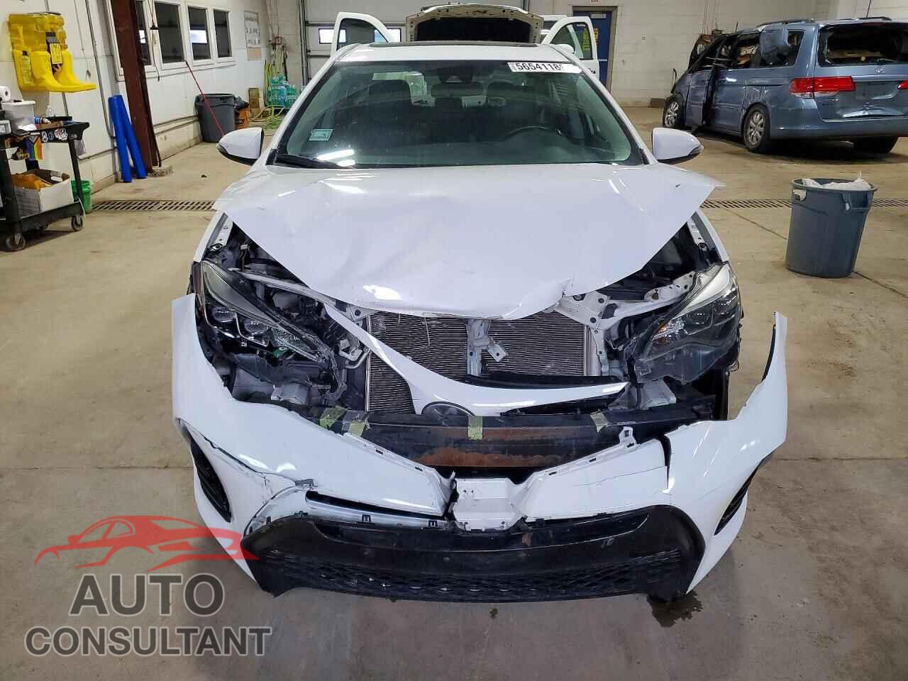 TOYOTA COROLLA 2017 - 5YFBURHE3HP619694