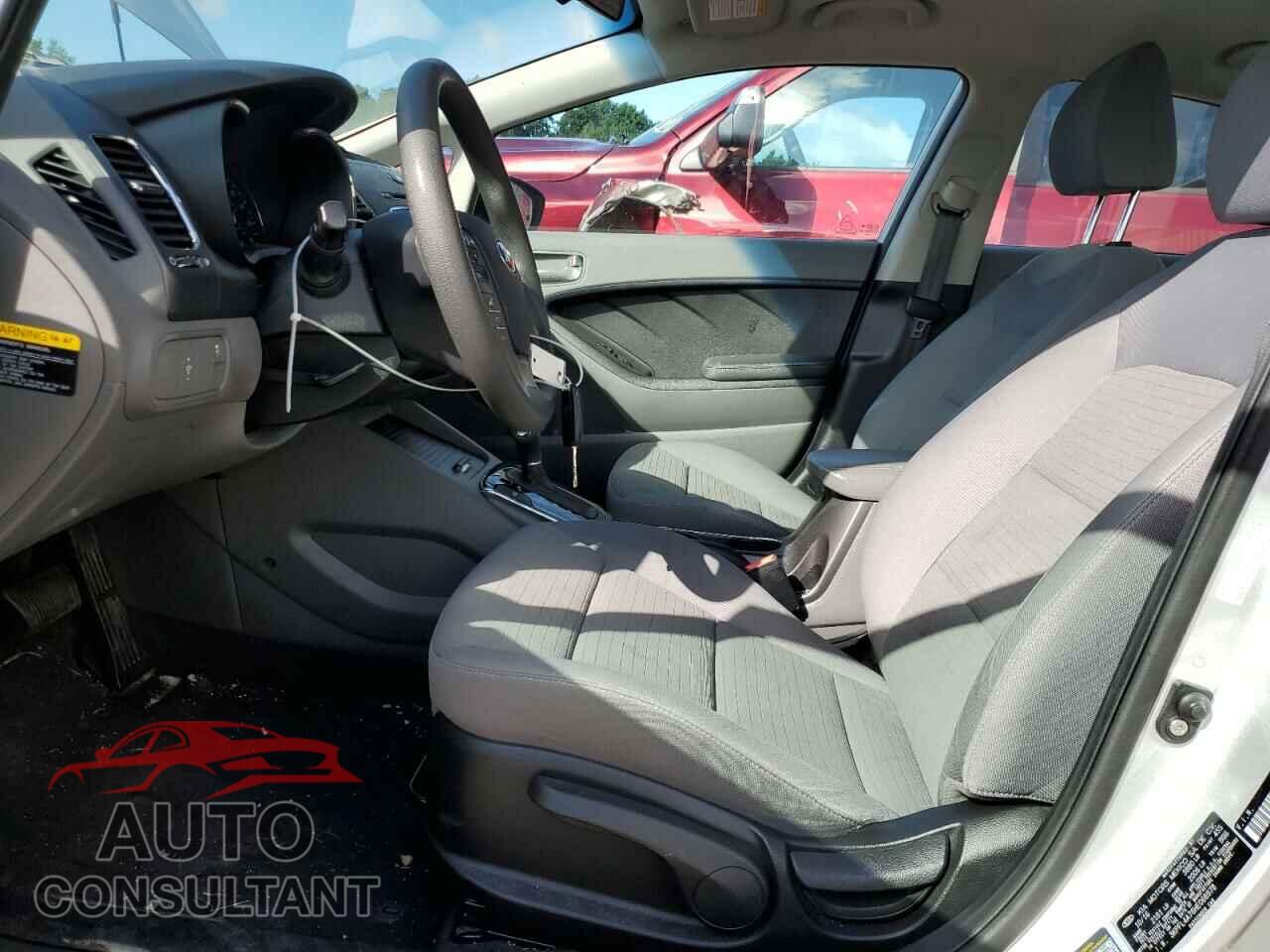 KIA FORTE 2017 - 3KPFL4A76HE066978