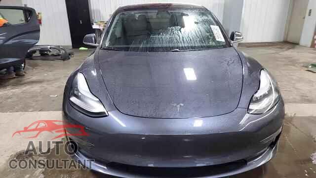 TESLA MODEL 3 2019 - 5YJ3E1EB0KF413507