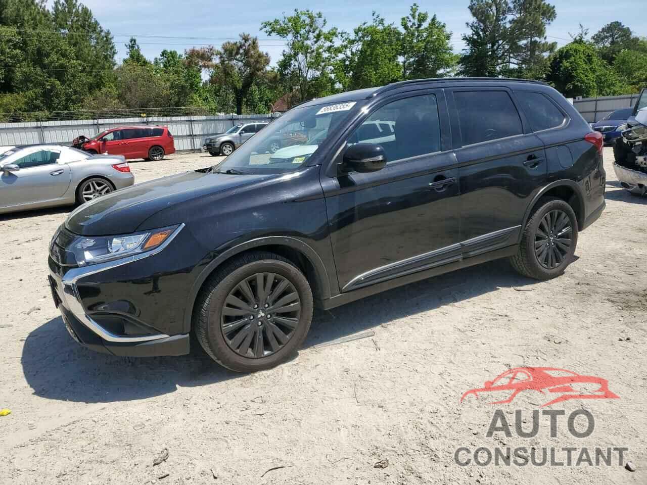 MITSUBISHI OUTLANDER 2020 - JA4AD3A37LZ028536
