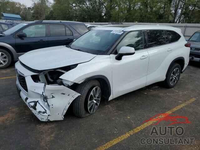 TOYOTA HIGHLANDER 2022 - 5TDGARAH8NS514445