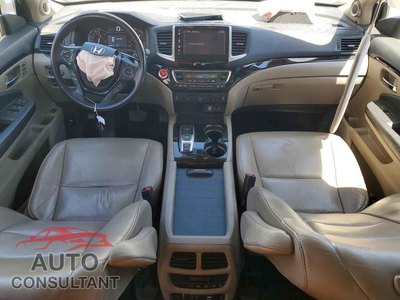 HONDA PILOT 2017 - 5FNYF5H91HB013953