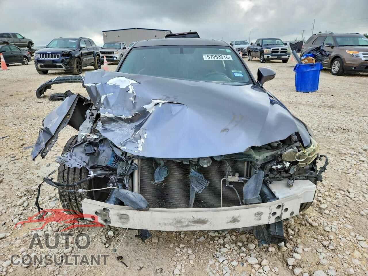 LEXUS IS 2014 - JTHBE1D21E5010122