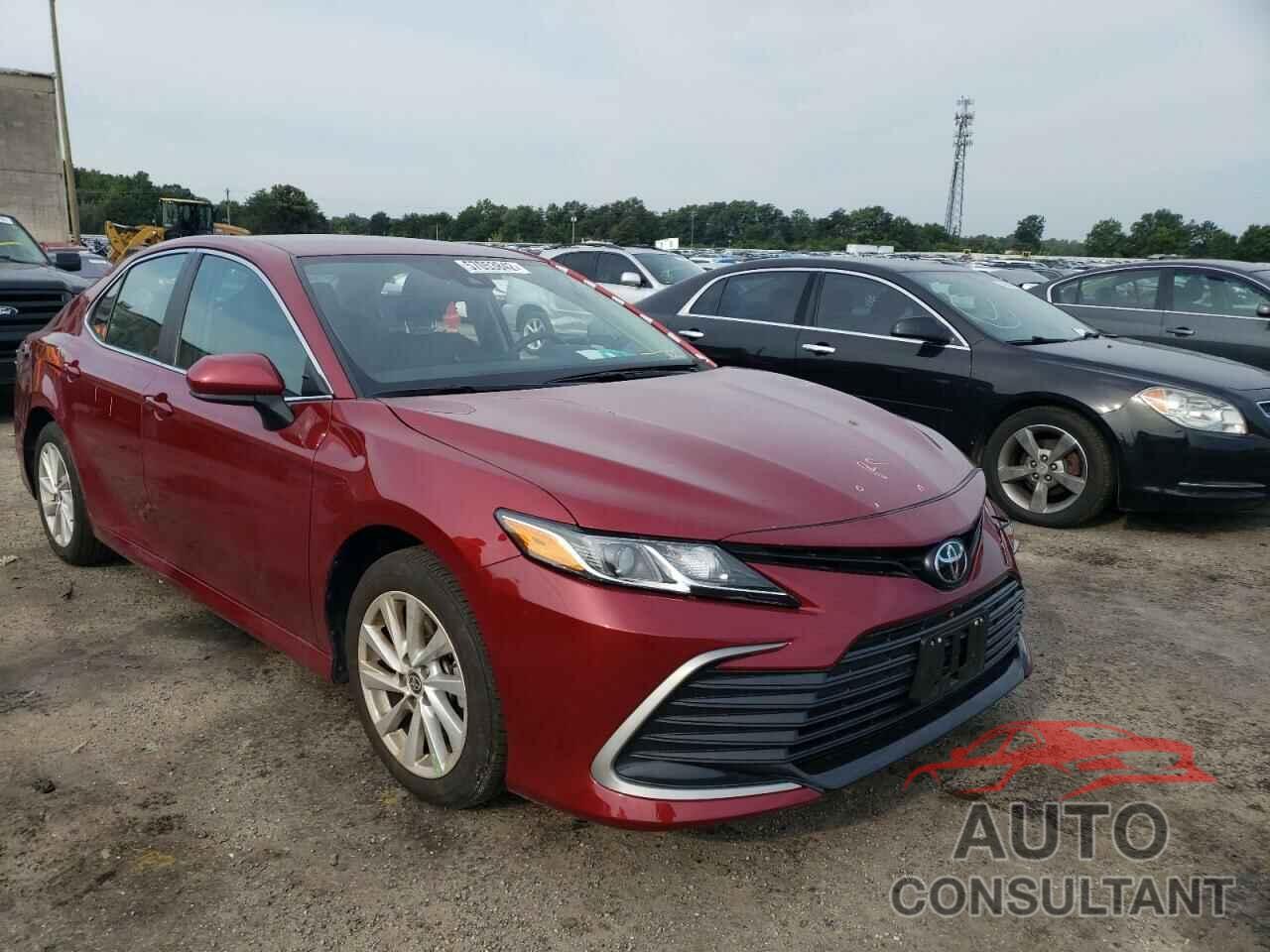 TOYOTA CAMRY 2021 - 4T1C11AK0MU565018