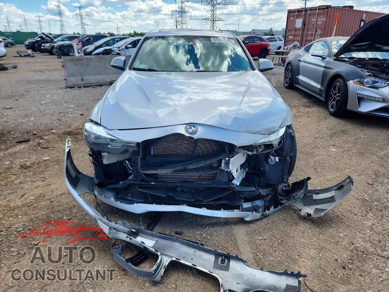 BMW 3 SERIES 2016 - WBA8E5G50GNU22136