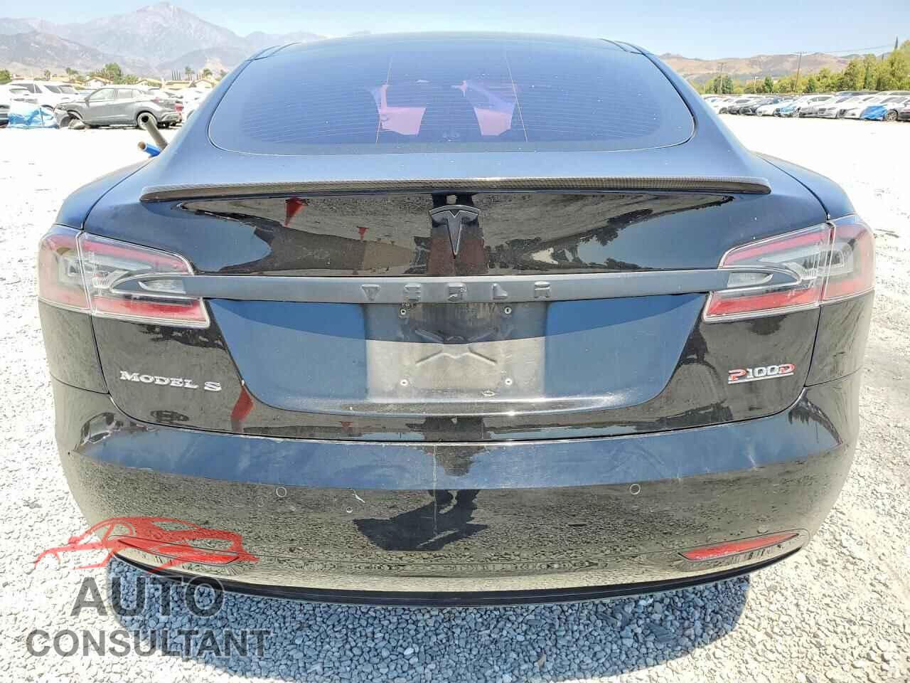 TESLA MODEL S 2017 - 5YJSA1E44HF227552