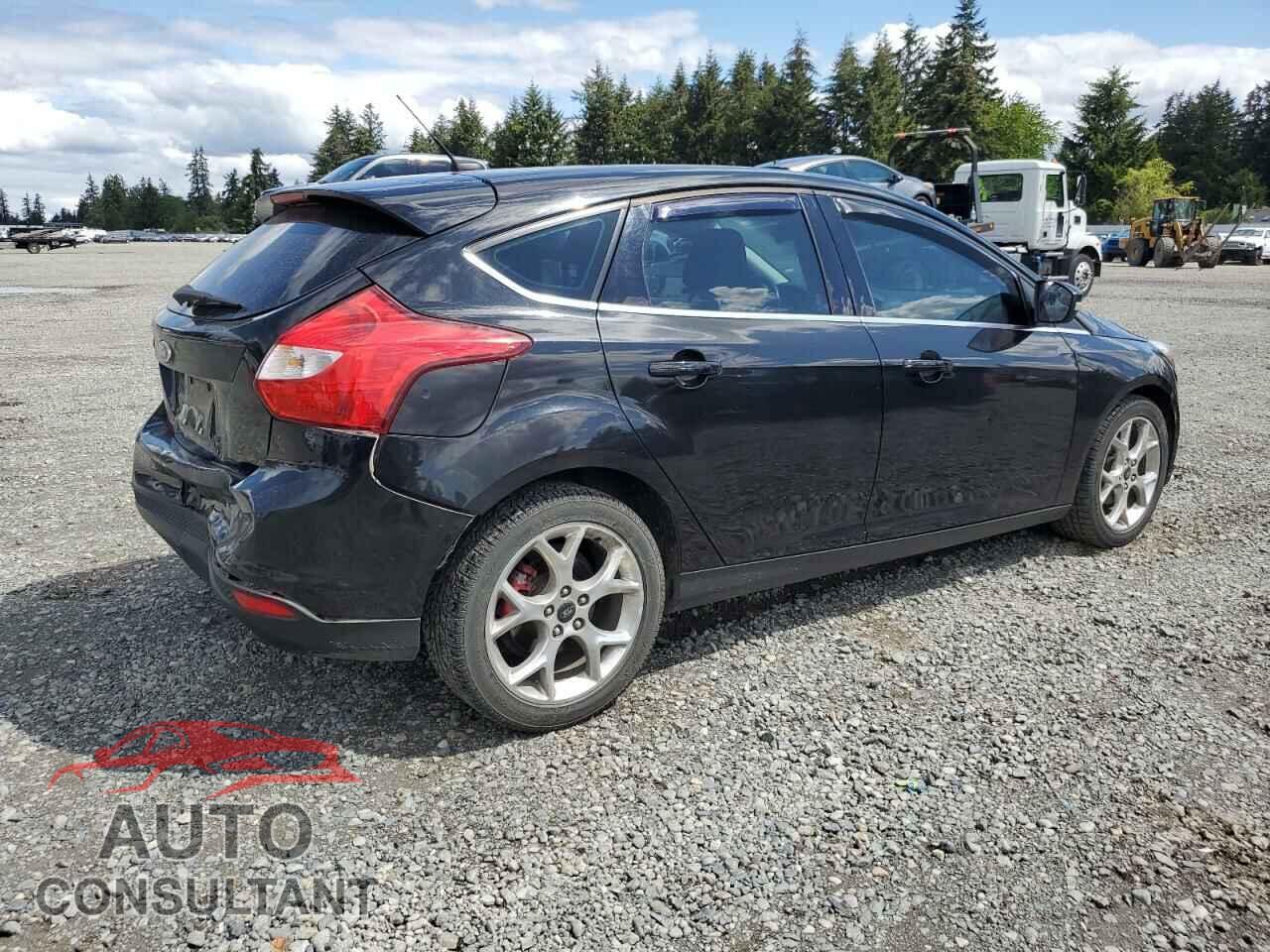 FORD FOCUS 2012 - 1FAHP3M24CL290926