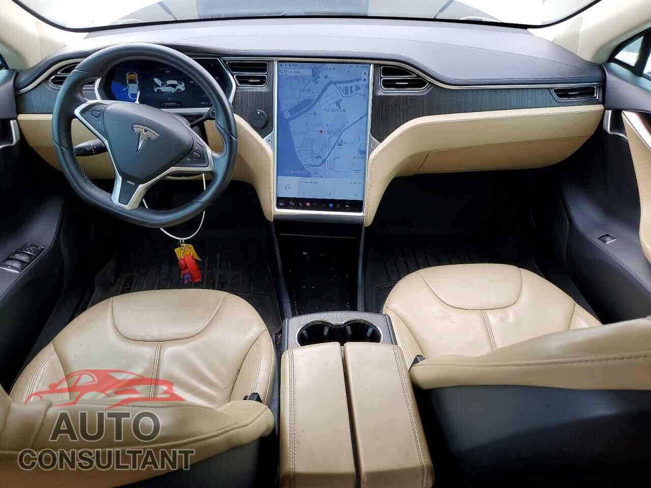 TESLA MODEL S 2013 - 5YJSA1DN0DFP05907