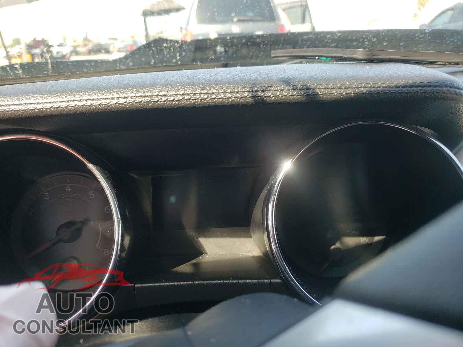 FORD MUSTANG 2016 - 1FA6P8CF5G5303721