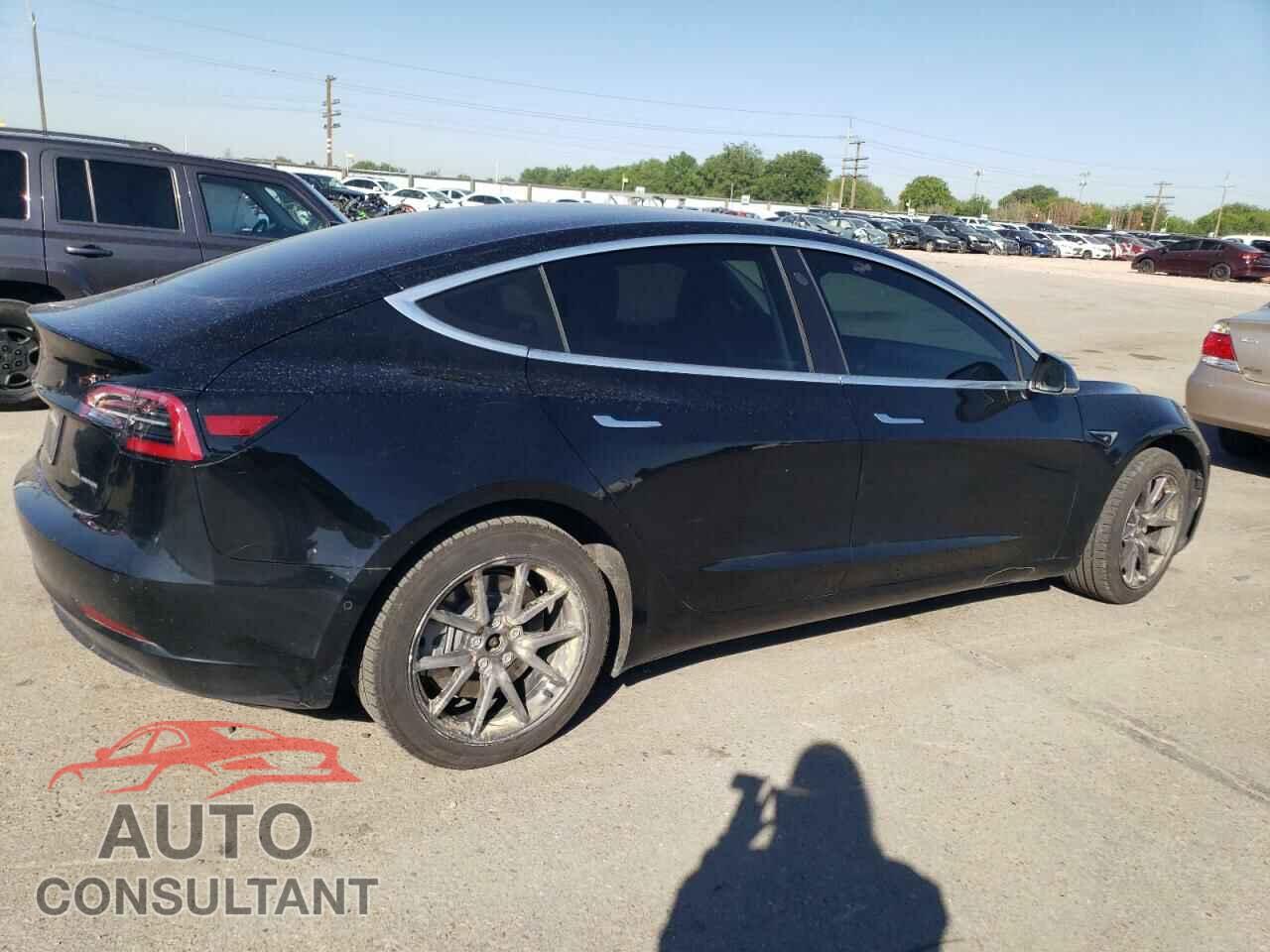 TESLA MODEL 3 2019 - 5YJ3E1EB6KF364653