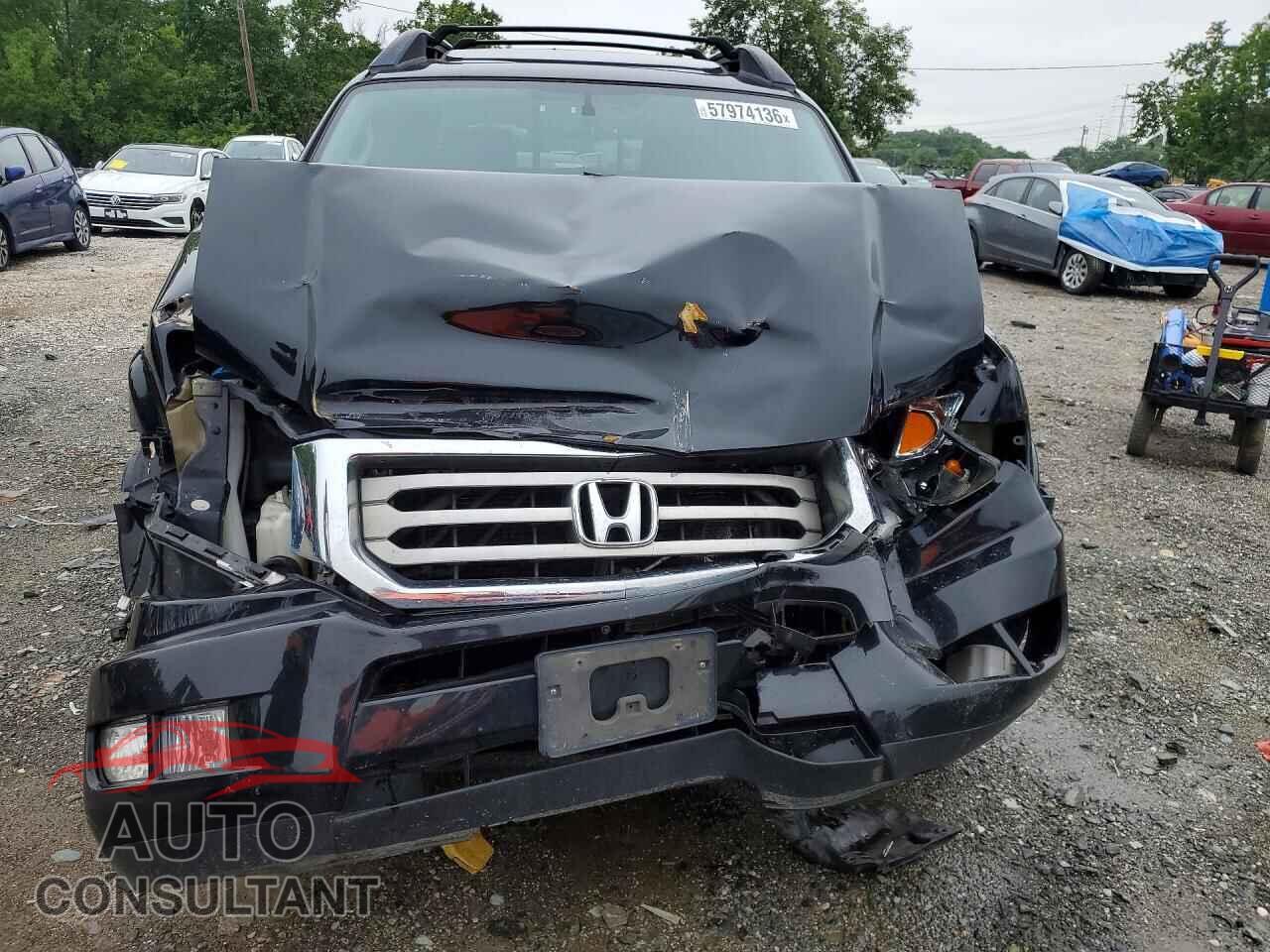 HONDA RIDGELINE 2013 - 5FPYK1F52DB002885