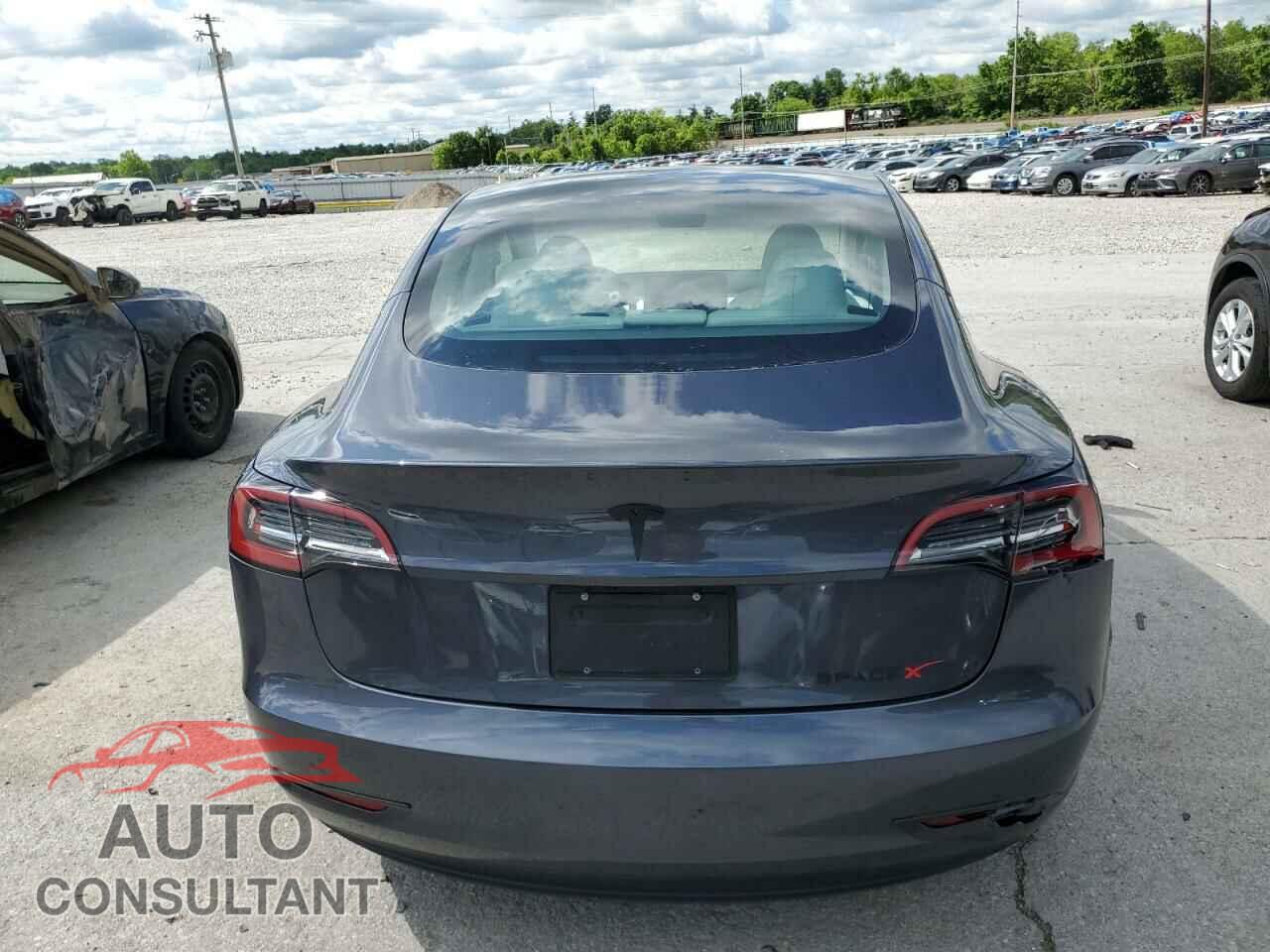 TESLA MODEL 3 2023 - 5YJ3E1EA0PF677471