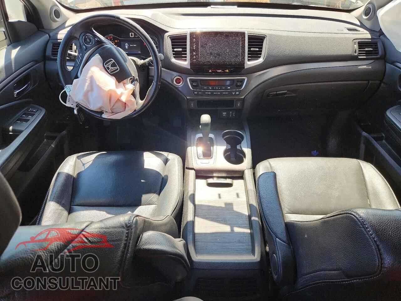 HONDA PILOT 2017 - 5FNYF6H57HB072444
