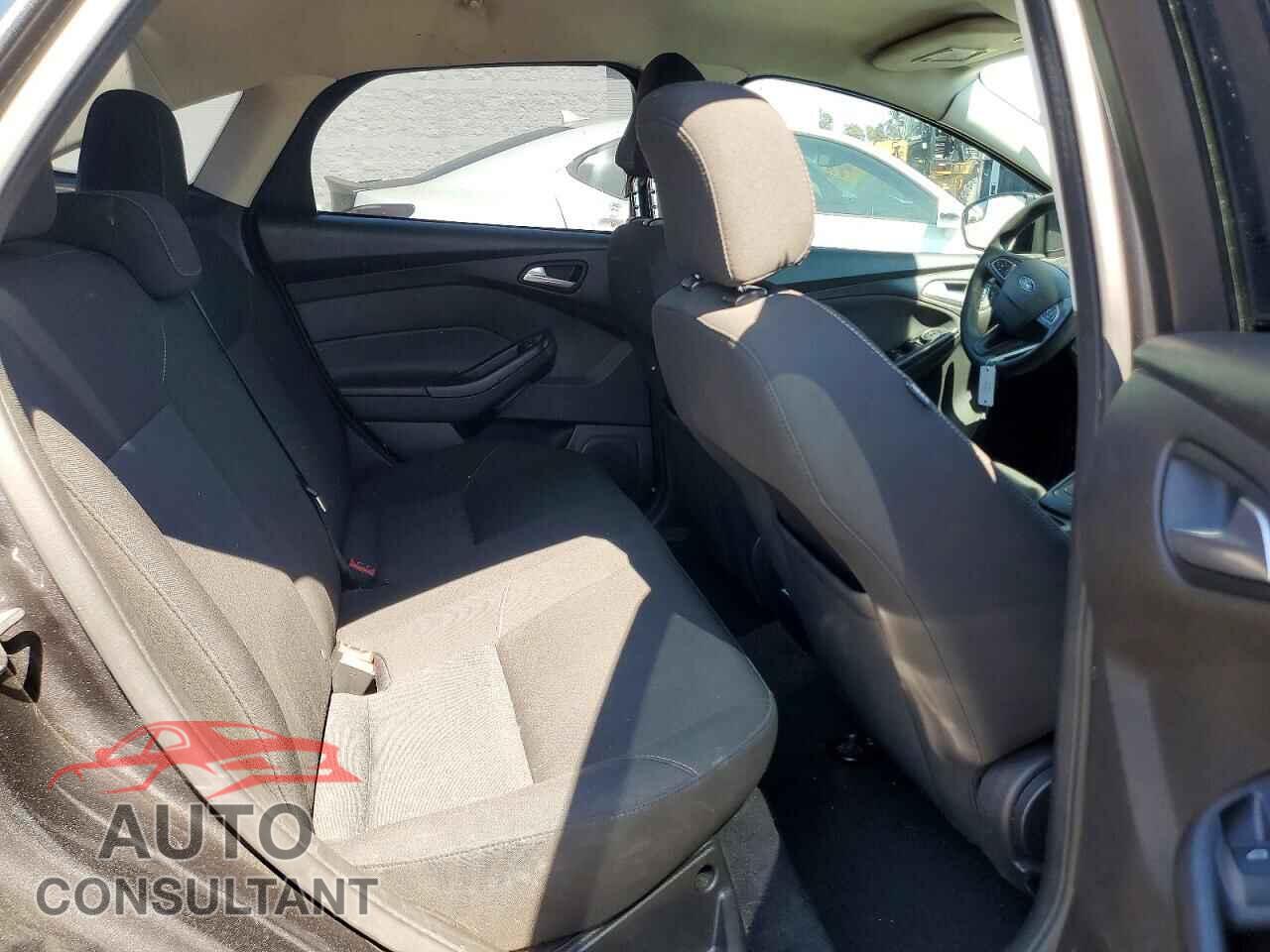 FORD FOCUS 2016 - 1FADP3F21GL319686
