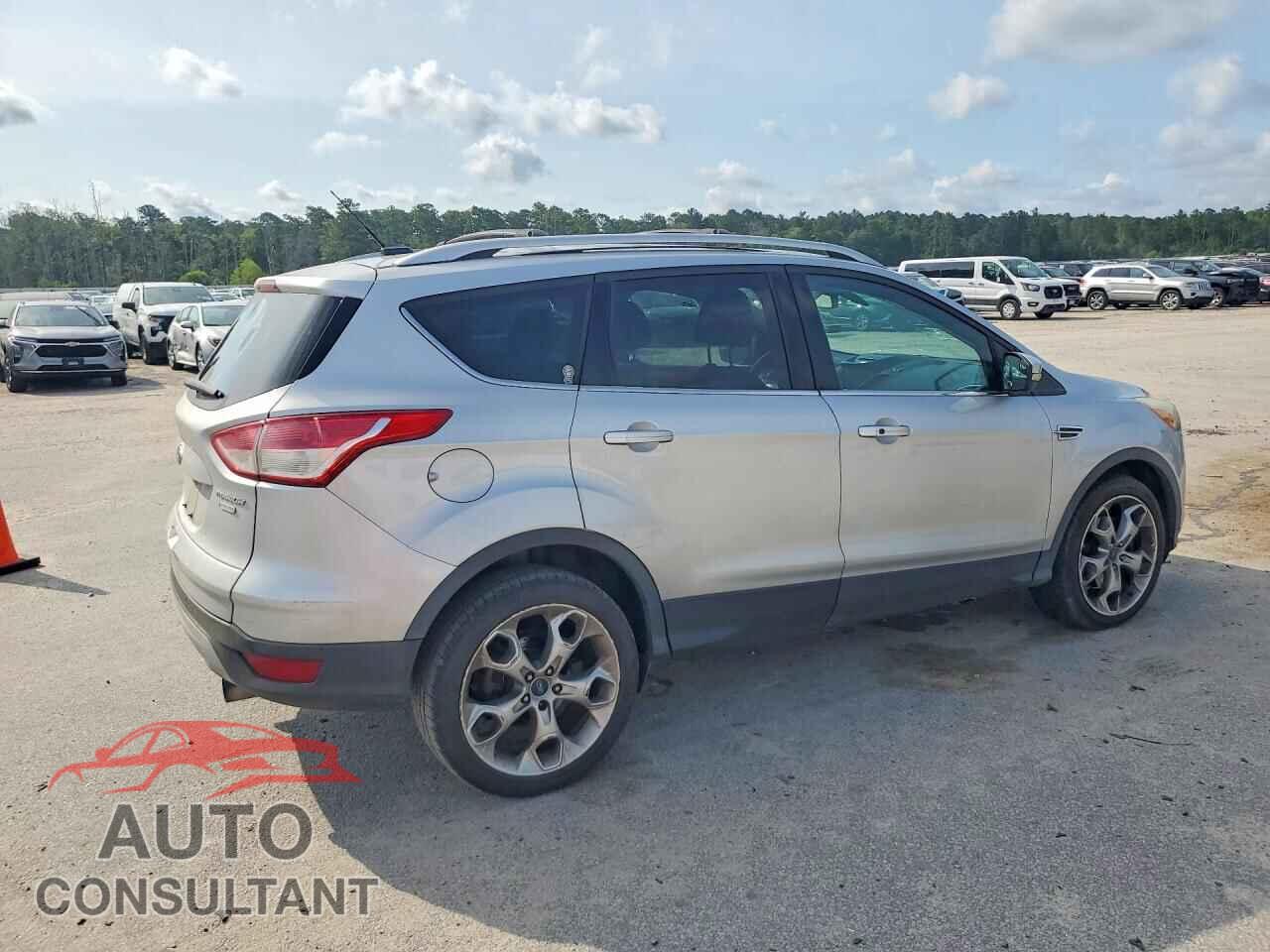 FORD ESCAPE 2013 - 1FMCU9J97DUB05258