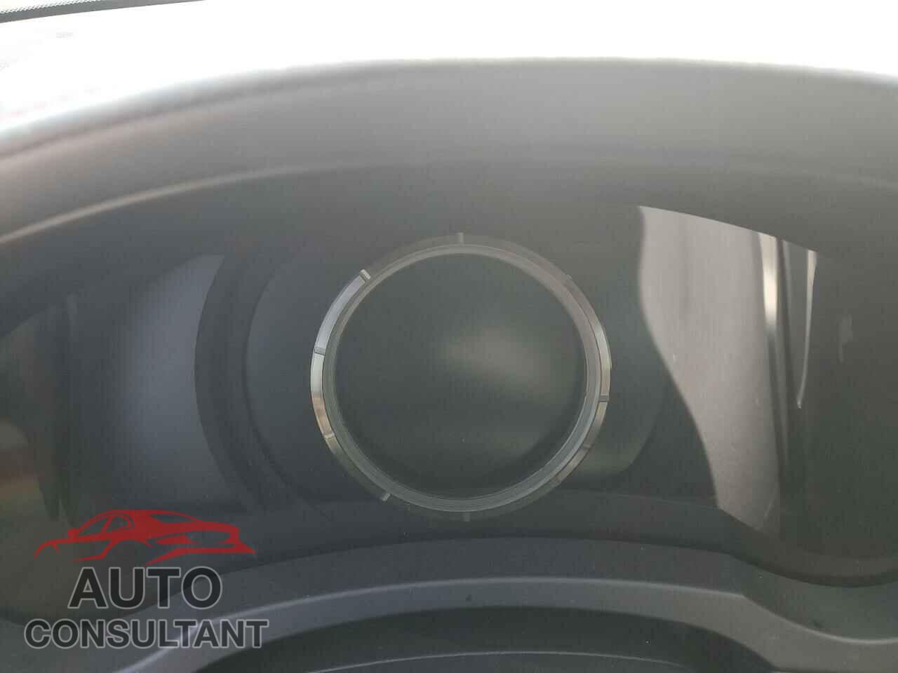 LEXUS IS 2018 - JTHBA1D26J5077059