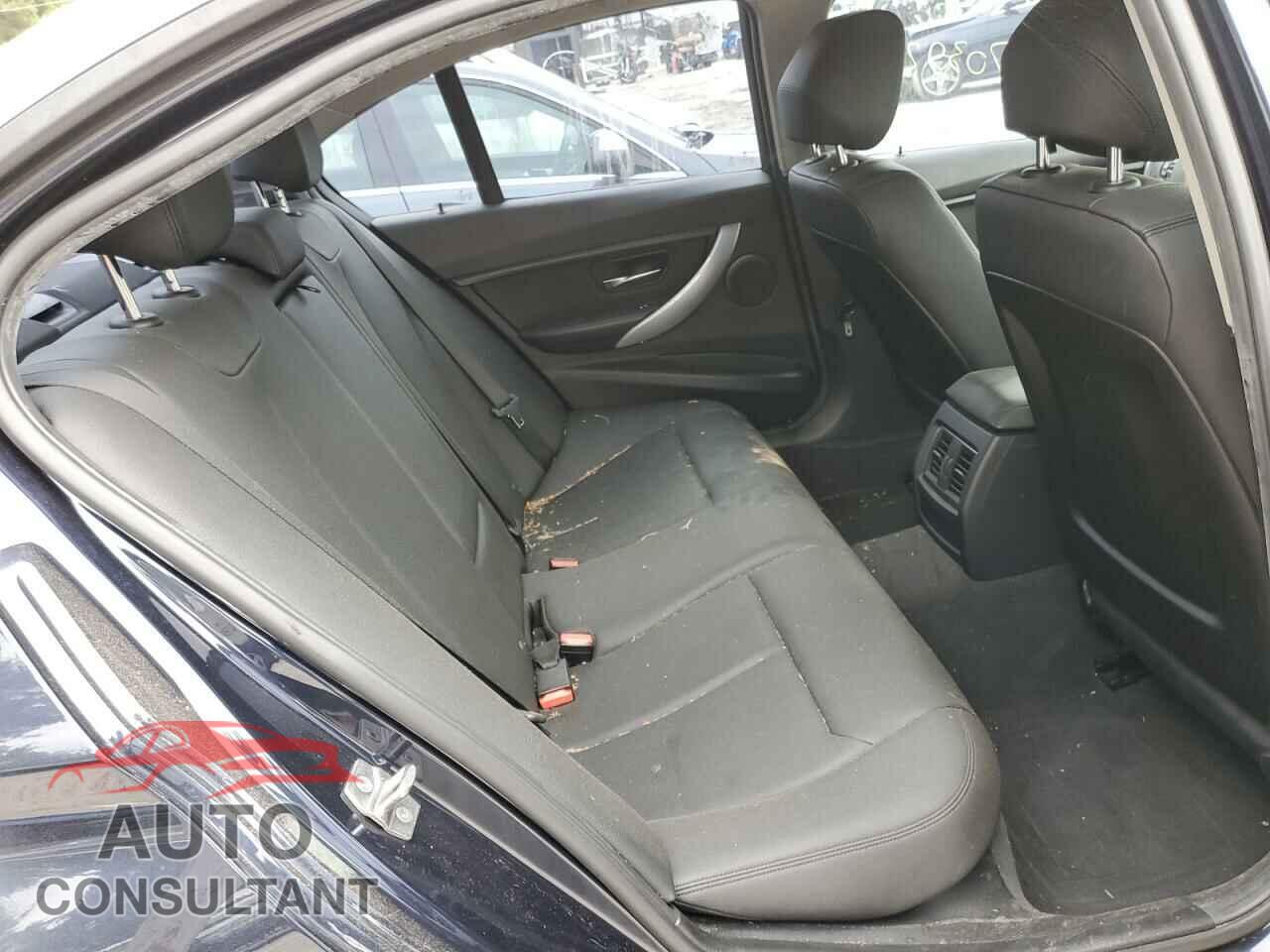 BMW 3 SERIES 2016 - WBA8E1G58GNT35206