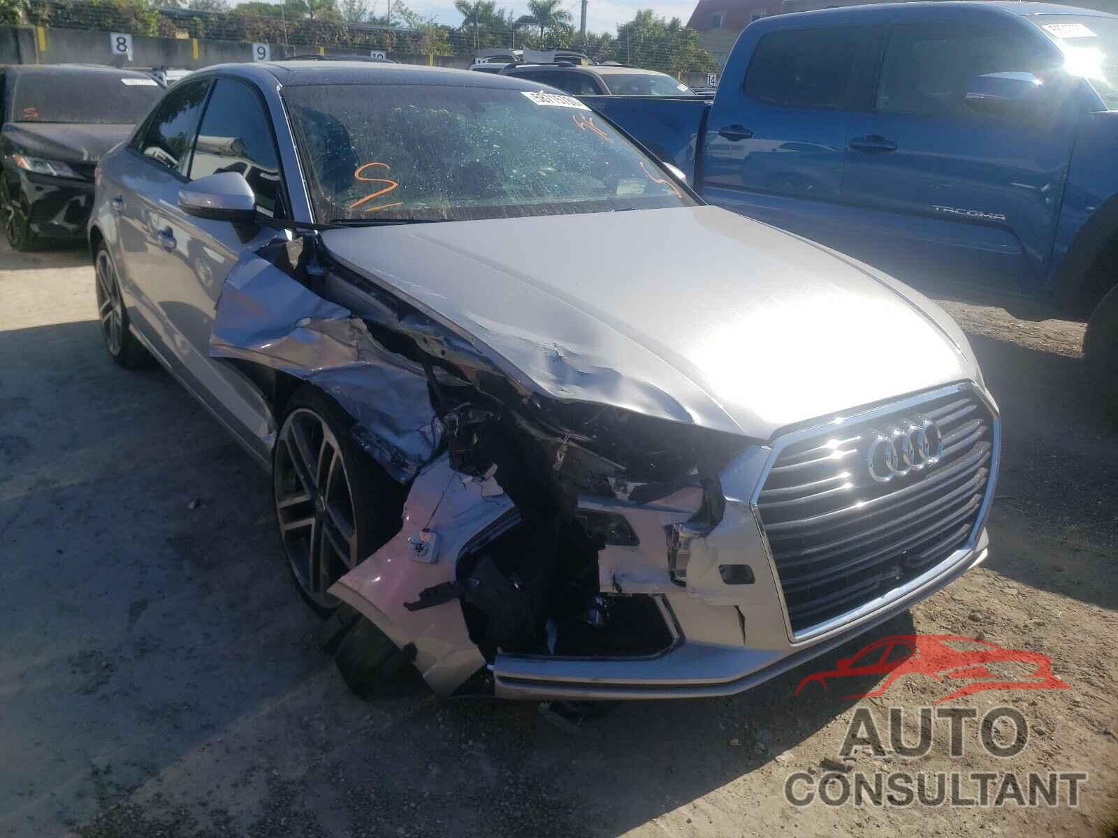 AUDI A3 2018 - WAUAUGFF9J1042690