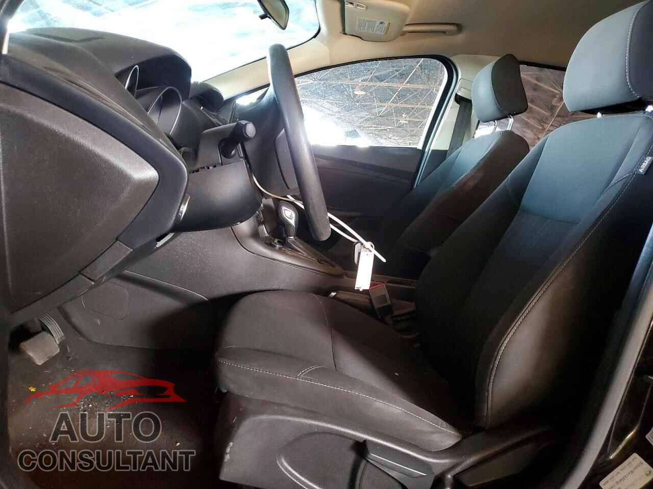 FORD FOCUS 2017 - 1FADP3FEXHL325367