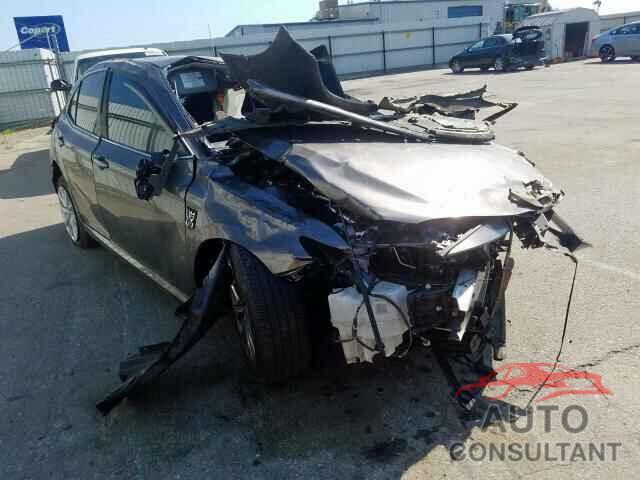 TOYOTA CAMRY 2019 - 4T1B11HK2KU764876