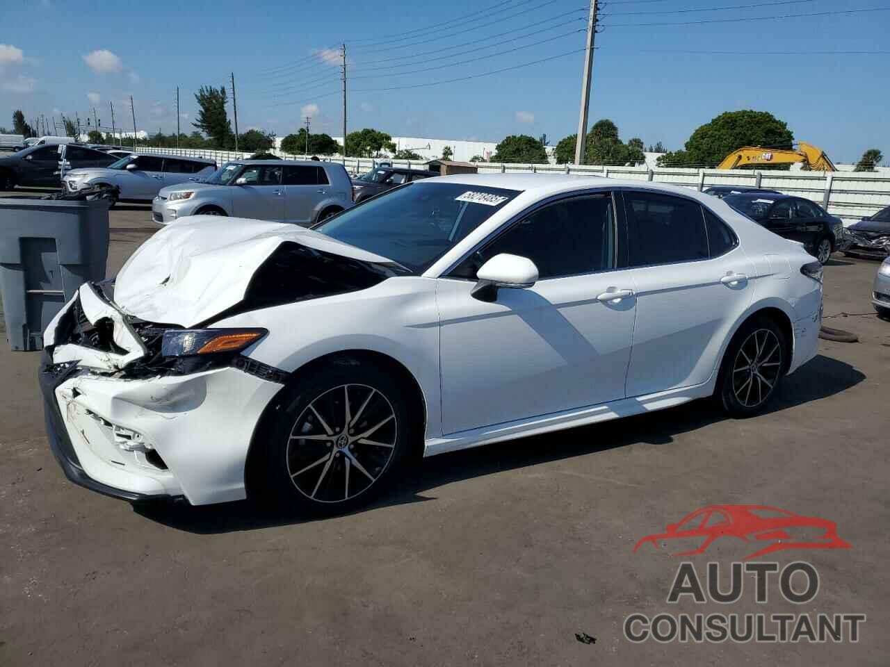 TOYOTA CAMRY 2023 - 4T1G11AK0PU765483