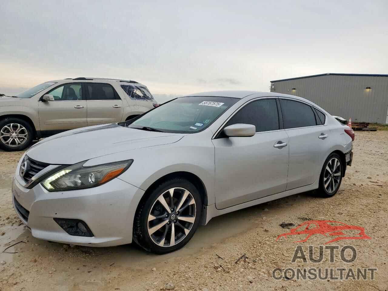 NISSAN ALTIMA 2017 - 1N4AL3AP3HC141699