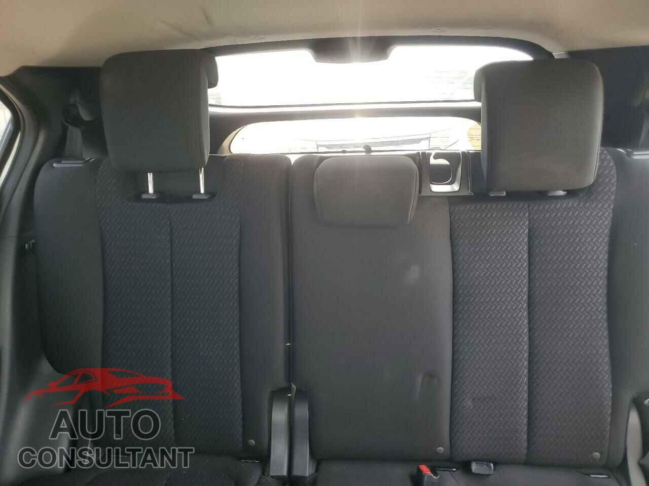 MITSUBISHI ECLIPSE 2019 - JA4AT4AA6KZ046502