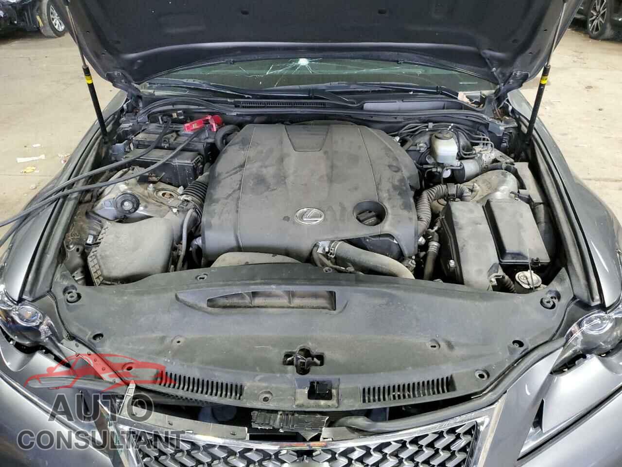 LEXUS IS 2014 - JTHCF1D28E5013472