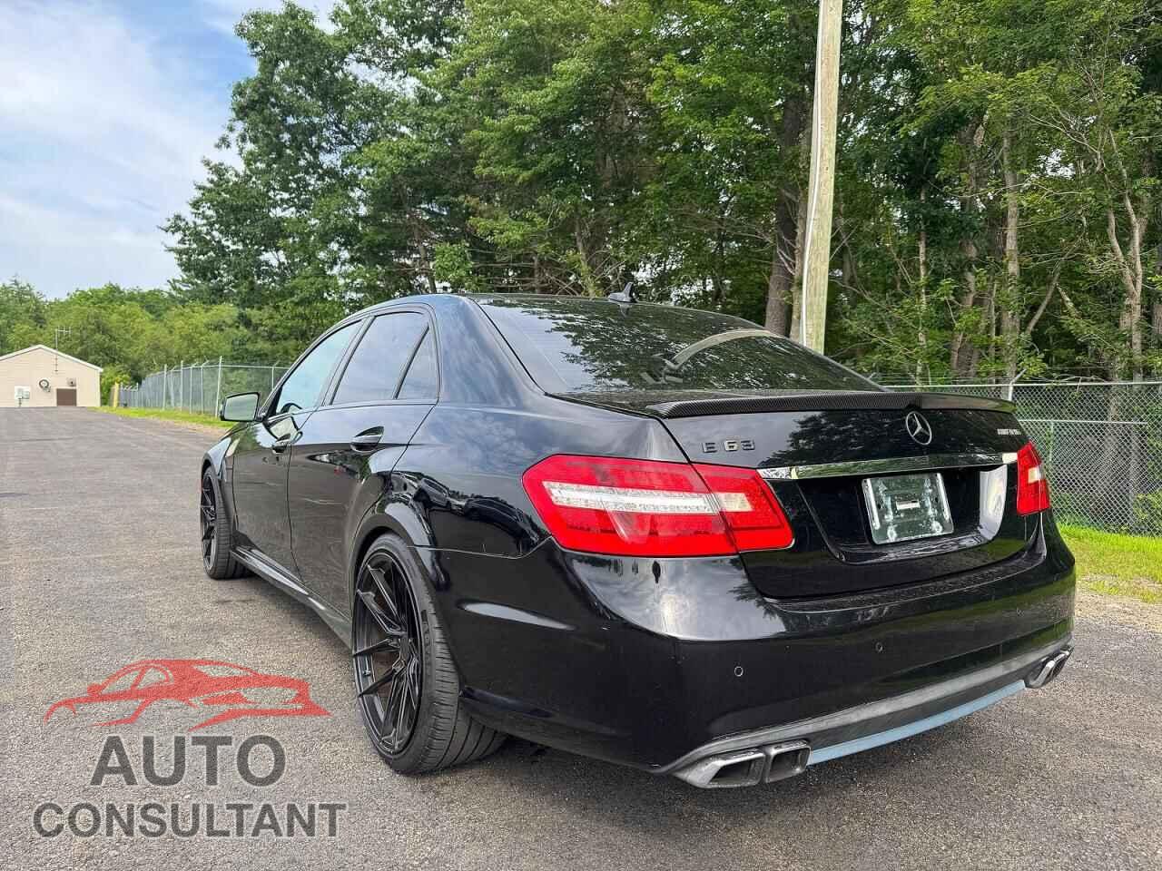 MERCEDES-BENZ E-CLASS 2013 - WDDHF7EB3DA755833