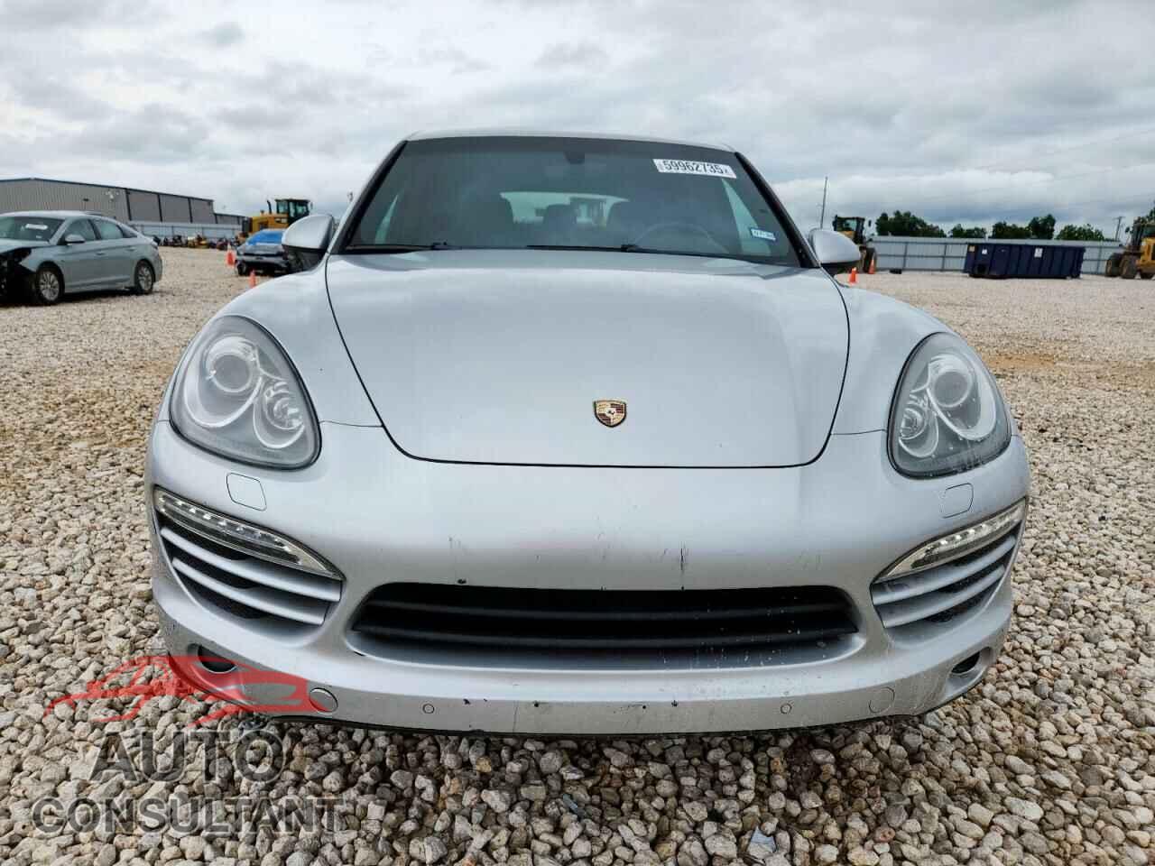 PORSCHE CAYENNE 2013 - WP1AA2A25DLA04867