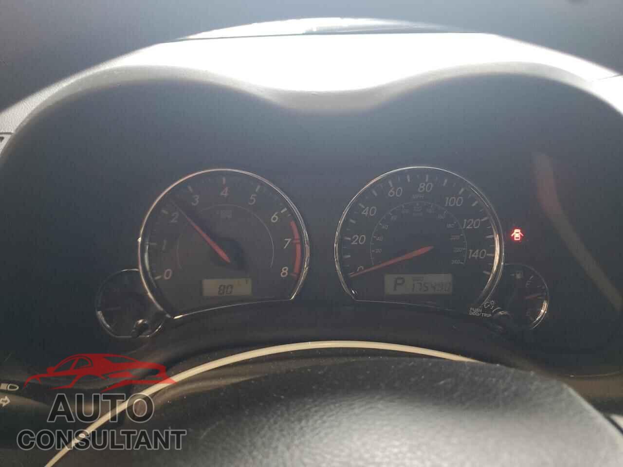 TOYOTA COROLLA 2011 - 2T1BU4EEXBC672696