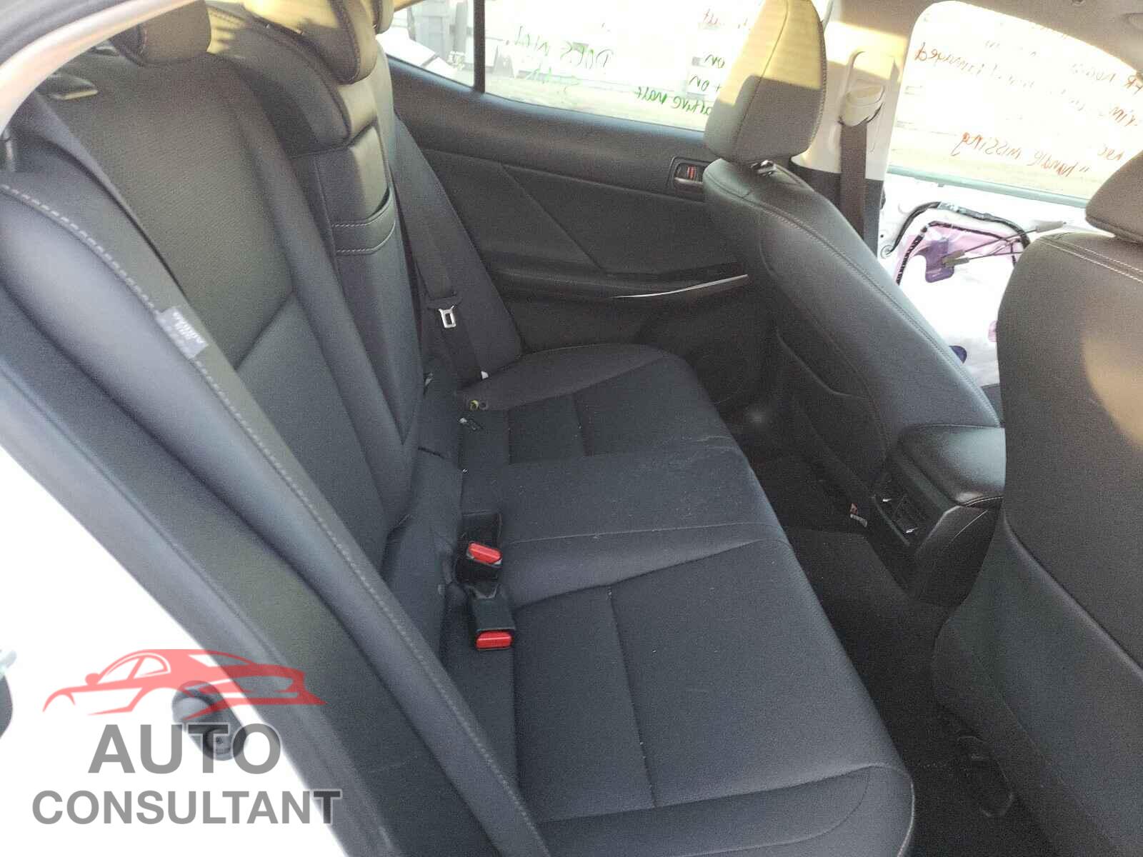 LEXUS IS 2019 - JTHBA1D26K5093201