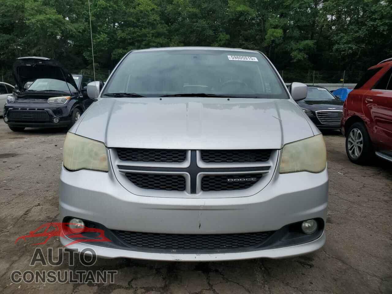 DODGE CARAVAN 2011 - 2D4RN7DG2BR697420