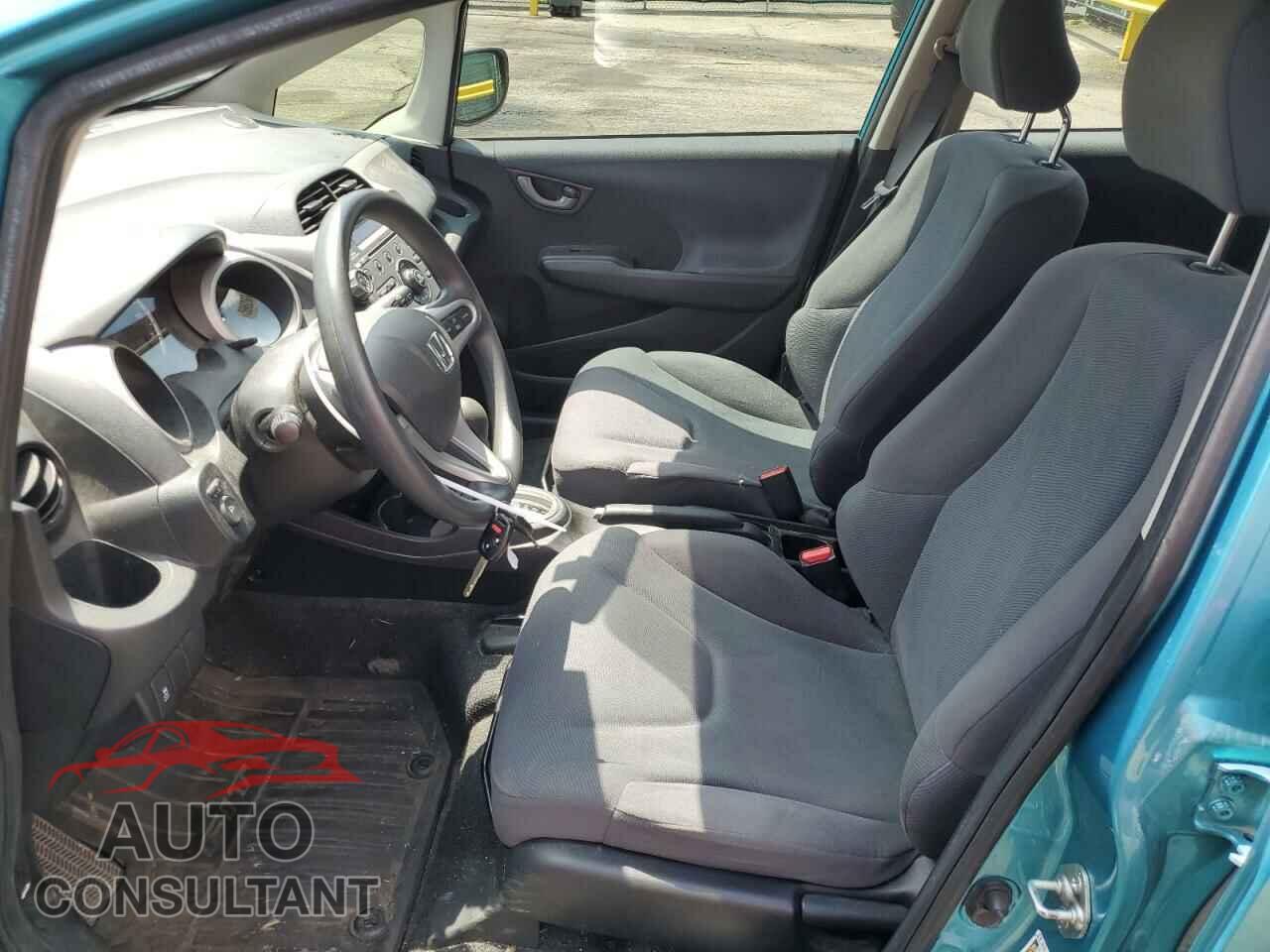 HONDA FIT 2013 - JHMGE8H35DC057665