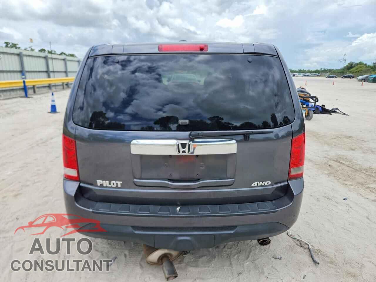 HONDA PILOT 2012 - 5FNYF4H61CB043155